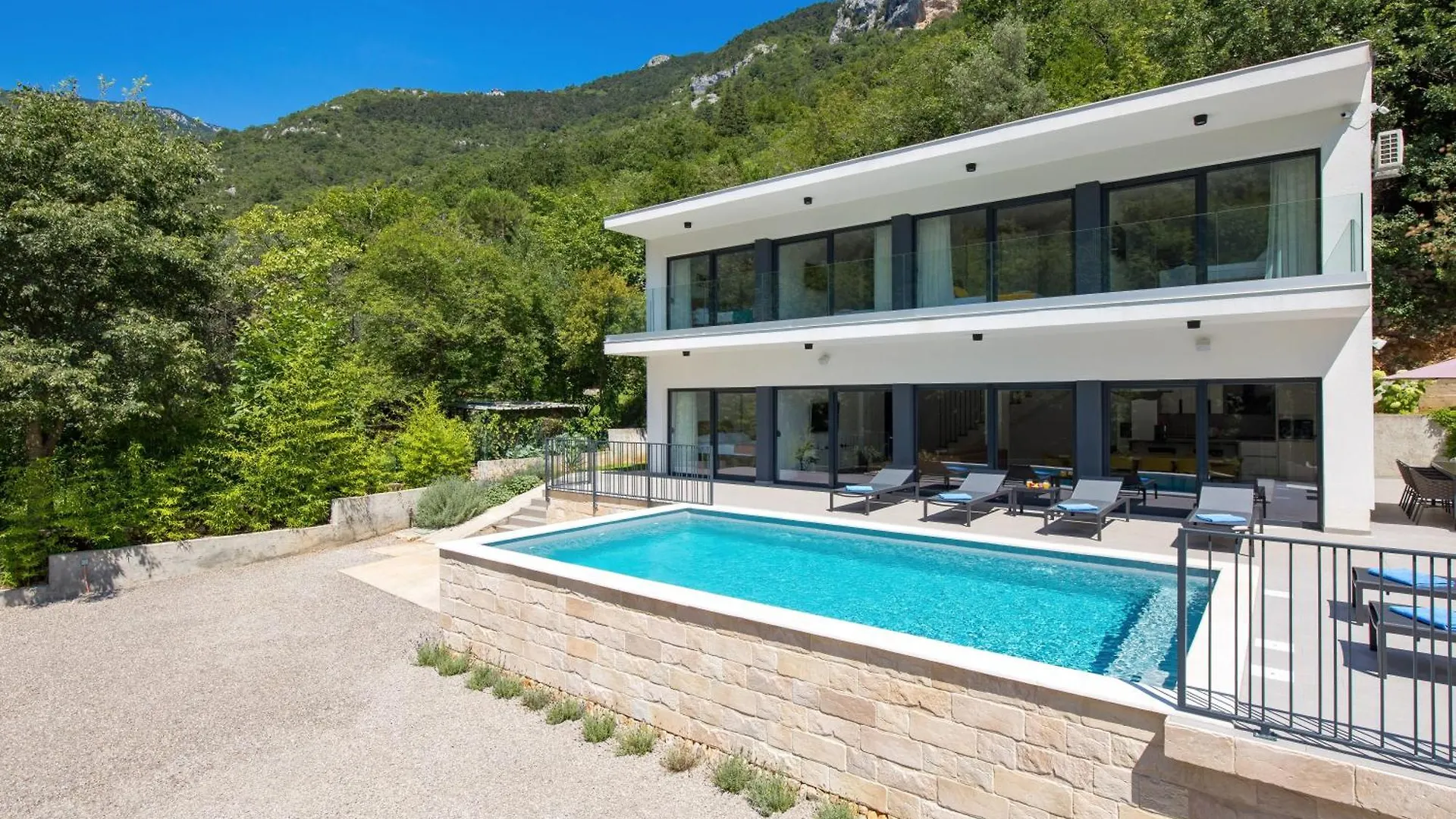 Villa Floris Medveja